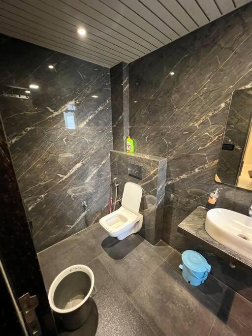 Stayhaven Starmount 4Bhk & Pool Мумбаї Екстер'єр фото