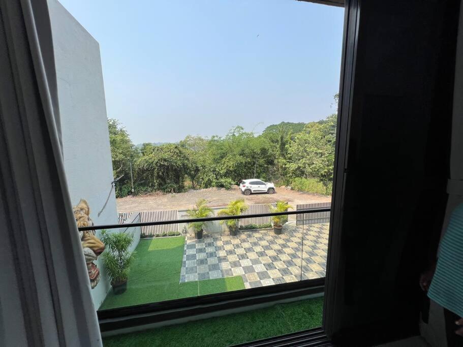 Stayhaven Starmount 4Bhk & Pool Мумбаї Екстер'єр фото
